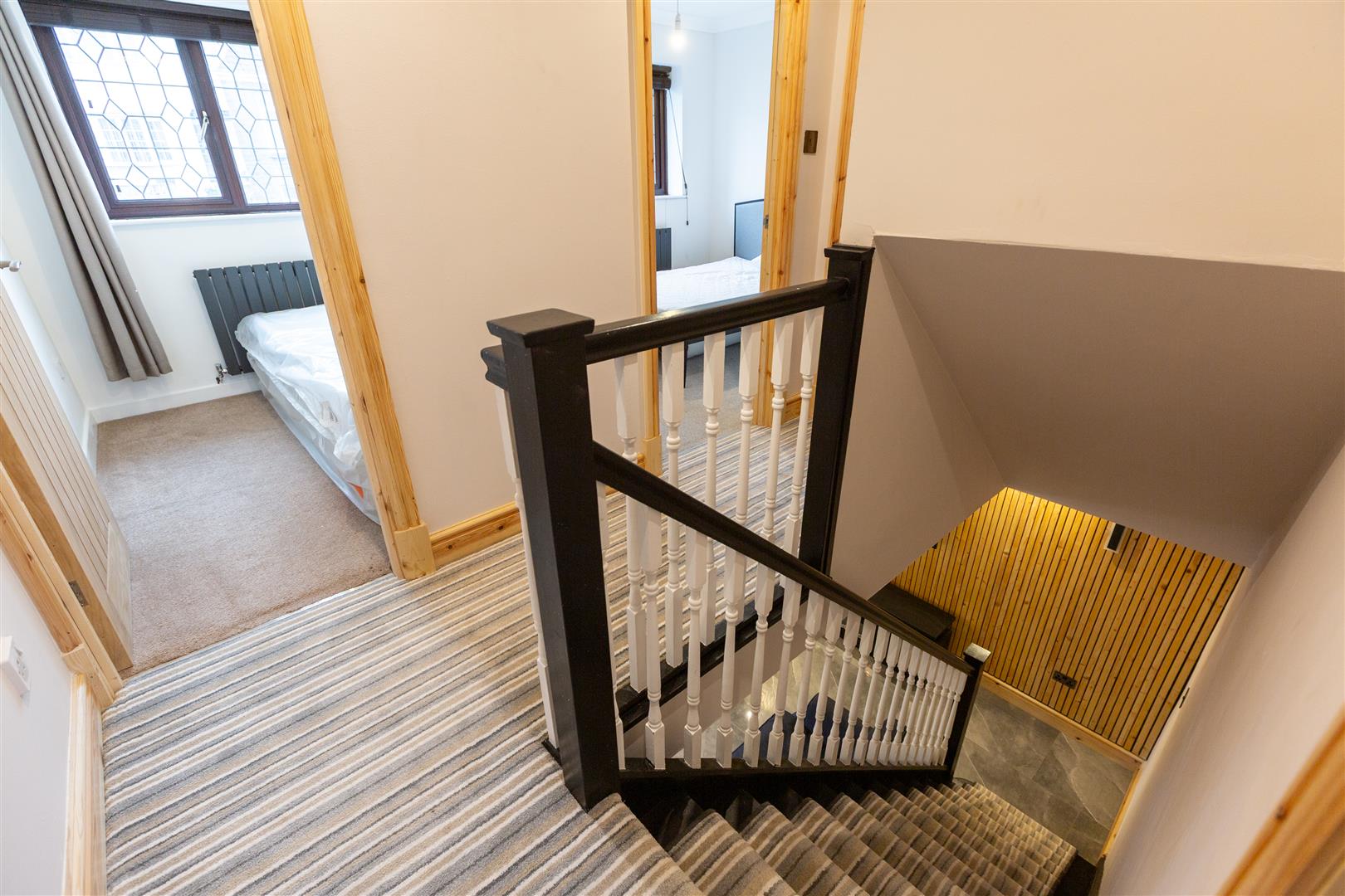 Carmarthen Road, Cwmdu, Swansea, SA5 8LL